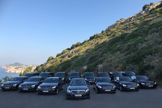 Airport Private Transfer Dubrovnik - When plans change: delays, luggage, and the port area reality