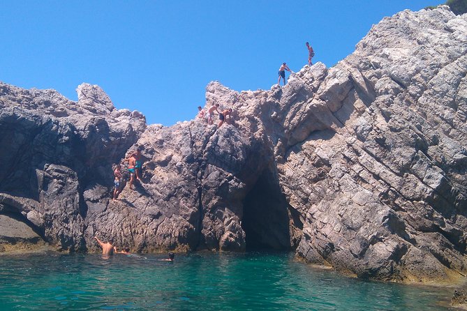 Blue Cave | 5-Hour Morning Sea Safari - Guides and safety: what the best reviews emphasize