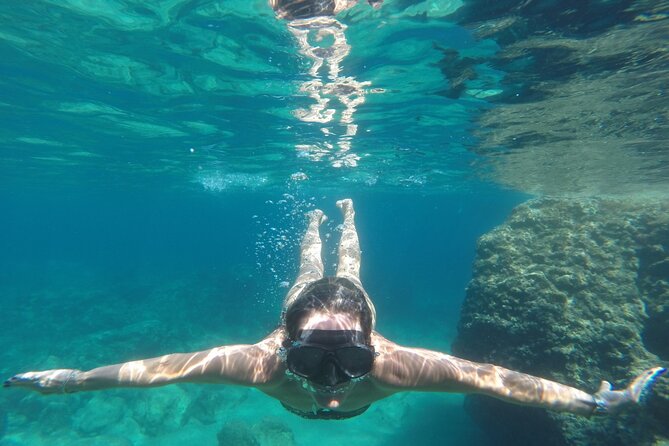 BLUE CAVE private speedboat tour with drinks - Your skipper can shape the whole vibe