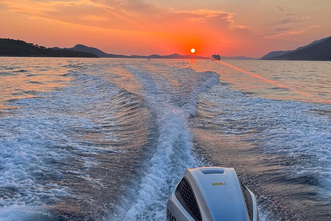 Blue cave tour with a speedboat-small group - Drinks, snorkeling gear, and what you should pack