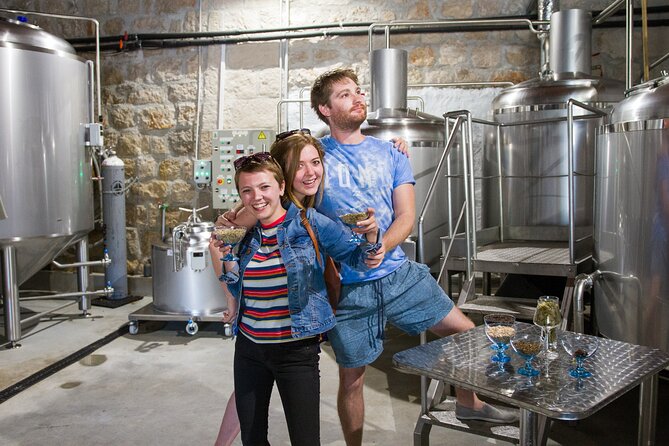 Brewery Tour with Food included - Entering the working brewery: what you actually see during the tour