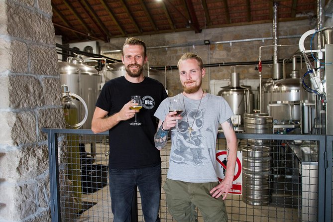 Brewery Tour with Food included - The beer flight: four fresh tastings, one well-paced hour