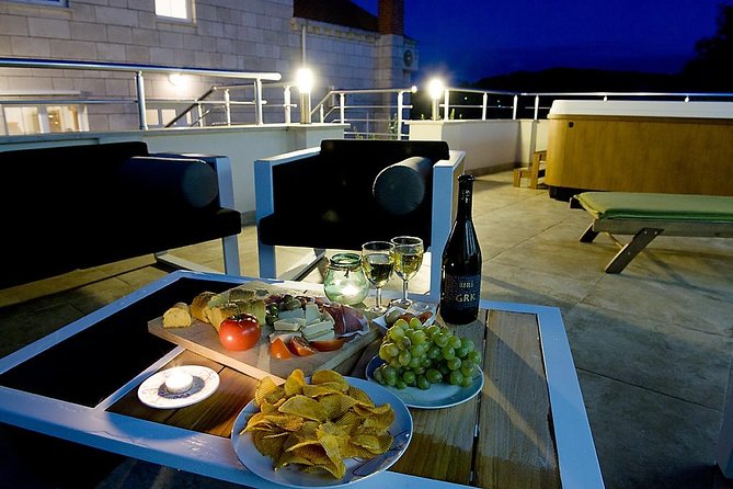 Croatia Luxury Villa and Yacht Combo Package on Korcula Island - Day 6 Hvar Old Town: Guided Walking on a Tight Schedule