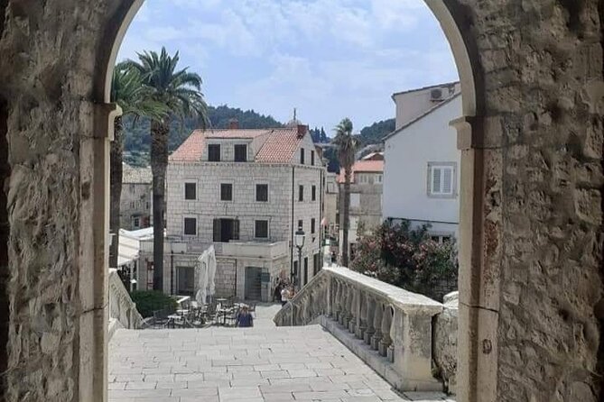 Day Tour of Korcula Island from Dubrovnik with Wine Tasting - Orebić and the Salt Pans Channel Crossing to Korčula