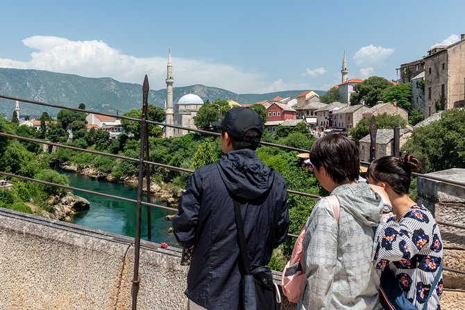 Day Trip to Mostar and Kravice (English-Español) - Borders, comfort stops, and why bus time matters