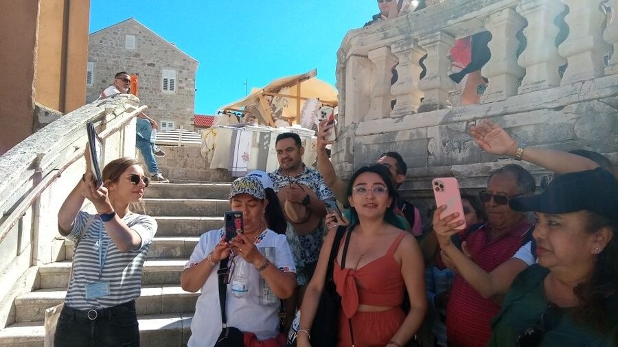 Dubrovnik: 1.5-Hour Guided Old Town Walking Tour - Stradun, the main drag, and how it changes your view