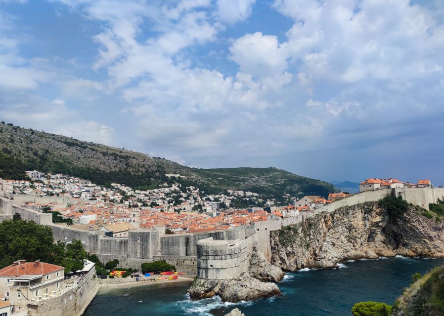 Dubrovnik: 2h Old Town Private Guided Tour - Private, not just a bus with fewer people