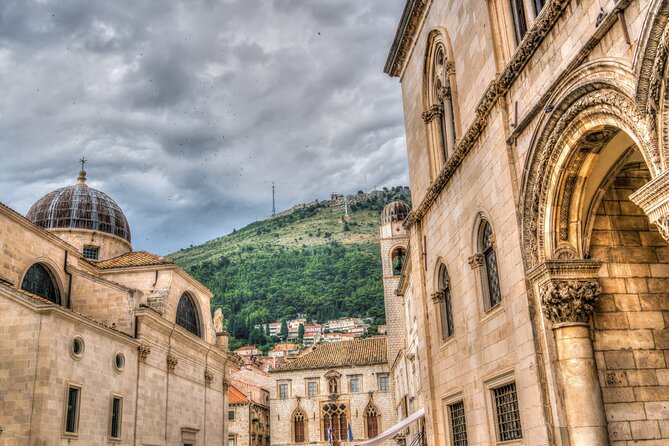 Dubrovnik: 3 Hour Private Tour - Old Town & City Walls - Porat Dubrovnik: A Smooth End Near the Port