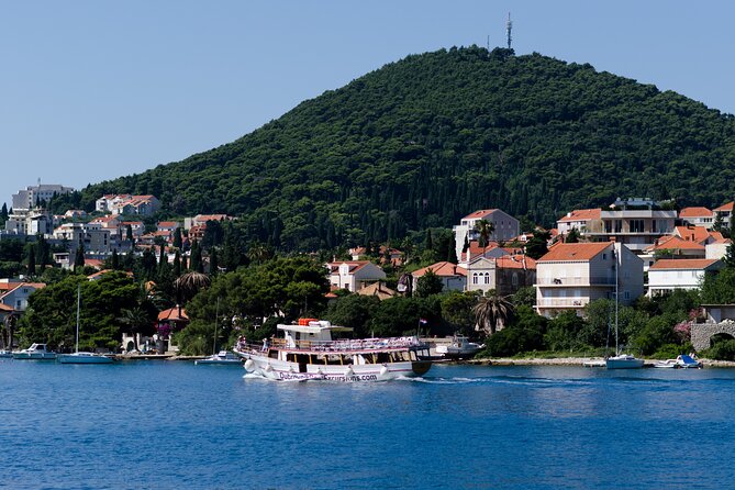 Dubrovnik: 3 Islands Boat Tour with Lunch & drinks(FR, ES, EN) - Lunch, soda and water, WiFi, and why the meal setup matters