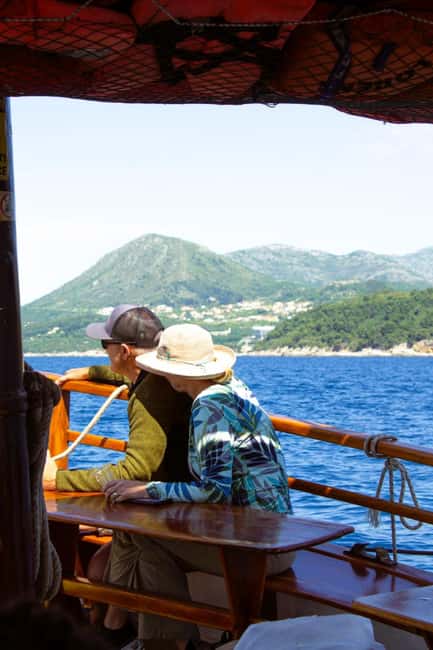 Dubrovnik: 6 hours Blue cave & Elaphiti with optional lunch - Who should book this Blue Cave and Elaphiti cruise