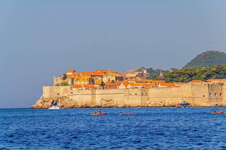 Dubrovnik: Afternoon Kayaking and Snorkeling Tour - The return paddle: city walls again, plus calm coastal views