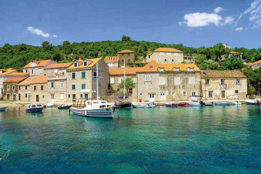 Dubrovnik: Best of the Elaphites by Catamaran - Šipan Island at about 10:45: churches and noble villas, minus the car chaos