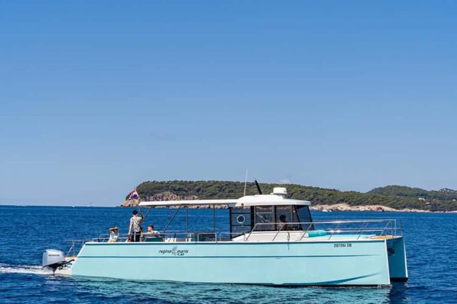 Dubrovnik: Blue Cave Catamaran Tour with Drinks and Snorkel - Drinks, Music, and the On-Board Vibe