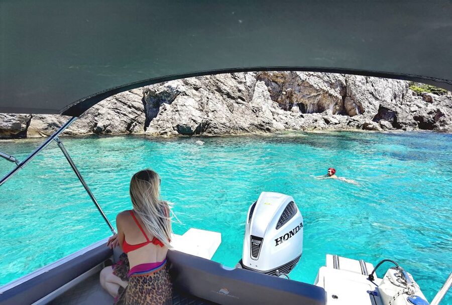 Dubrovnik: Blue Cave & Sunj Beach Boat Tour with Drinks - Three Green Caves swim: the underwater experience that feels more accessible
