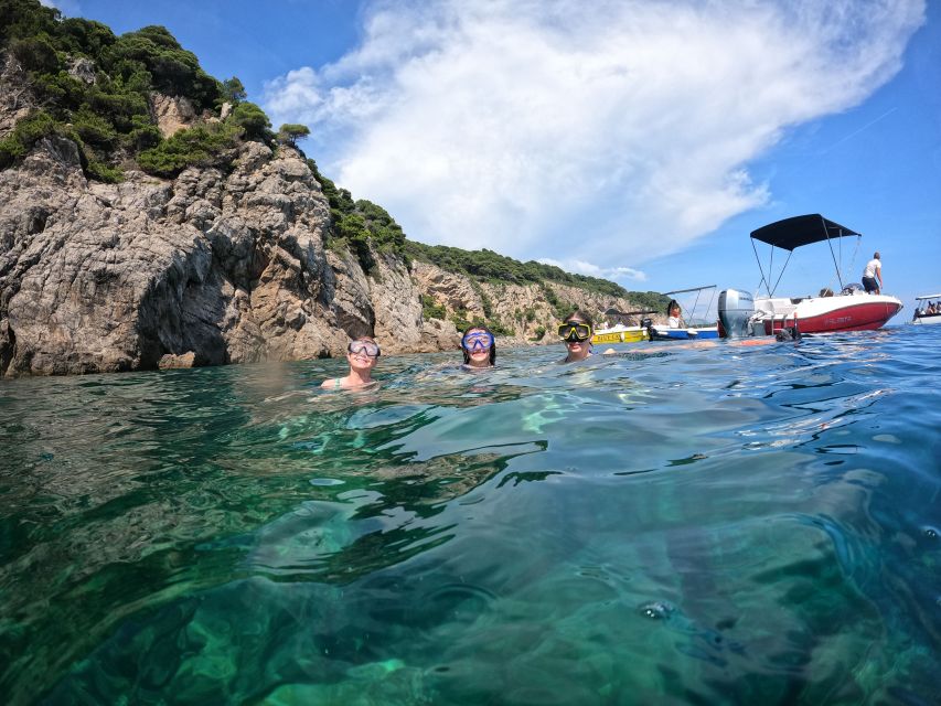 Dubrovnik: Blue & Green Caves Private Boat Tour with Drinks - Free Drinks on Board: Value for Money, Not Just a Perk