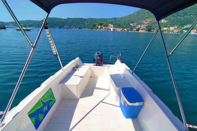 Dubrovnik Boat Rental without License - A realistic 8-hour game plan on the sea