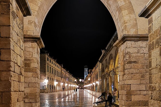 Dubrovnik By Night Walking Tour - Cathedral of the Assumption: A Big Church With a Treasury Angle