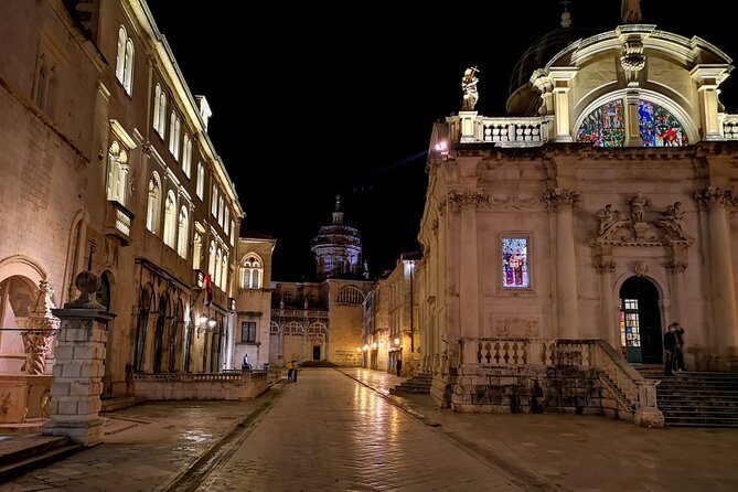 Dubrovnik By Night Walking Tour - Ivan Gundulic Monument, Jesuit Stairs, and Prijeko Street