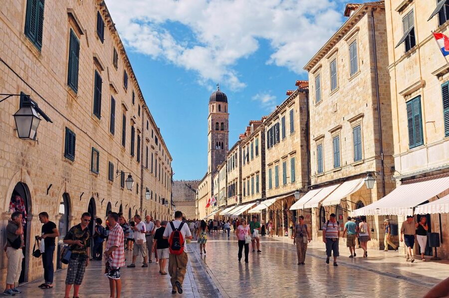 Dubrovnik: Cable Car, Walking Tour and City Walls Combo - The Guided Old Town Walk: Getting the Real Meaning of the Streets
