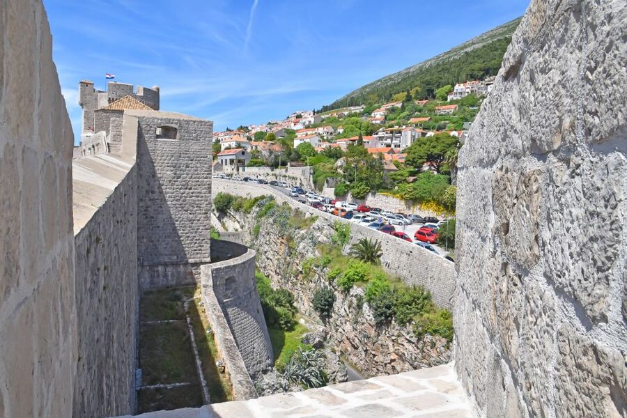Dubrovnik: City Walls Early Morning or Sunset Walking Tour - How the 2-kilometer wall walk feels in real life