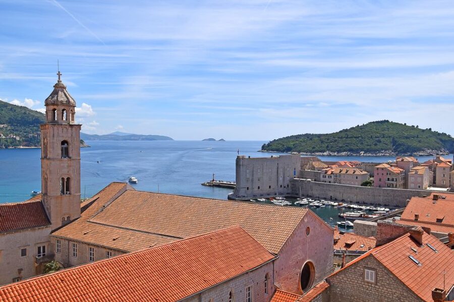 Dubrovnik: City Walls Early Morning or Sunset Walking Tour - Terracotta roofs and the Adriatic horizon, your best photo strategy