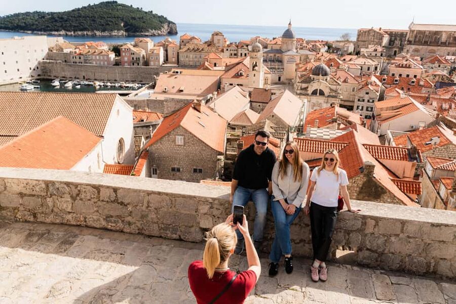 Dubrovnik: City Walls Guided Tour-Small Group Experience - Walking the Dubrovnik walls: what the guide helps you actually see