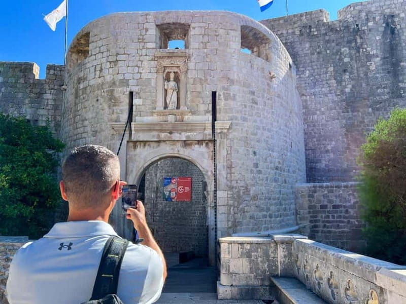 Dubrovnik: City Walls, Old Town Walking Tour & Adriatic View - Dubrovnik Cathedral and the Jesuit Stairs viewpoints
