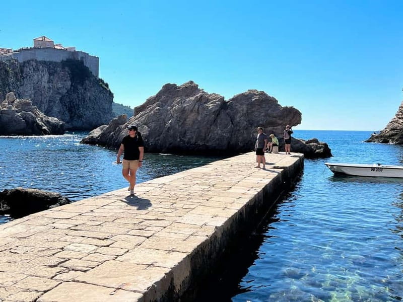 Dubrovnik: City Walls, Old Town Walking Tour & Adriatic View - City Walls, the 80 minutes that frame the whole trip