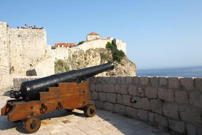 Dubrovnik City Walls Tour for Early Birds or Sunset Chasers - The main circuit on Dubrovnik City Walls