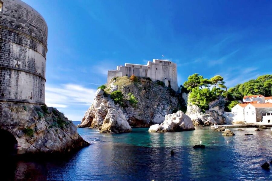 Dubrovnik: City Walls Tour for Early Birds & Sunset Chaser - Stairs, height, and heat: plan for the real physical side
