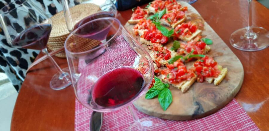 Dubrovnik: Croatian Food, Wine & Old Town Highlights Tour - Who This Tour Fits Best (and Who Should Skip It)