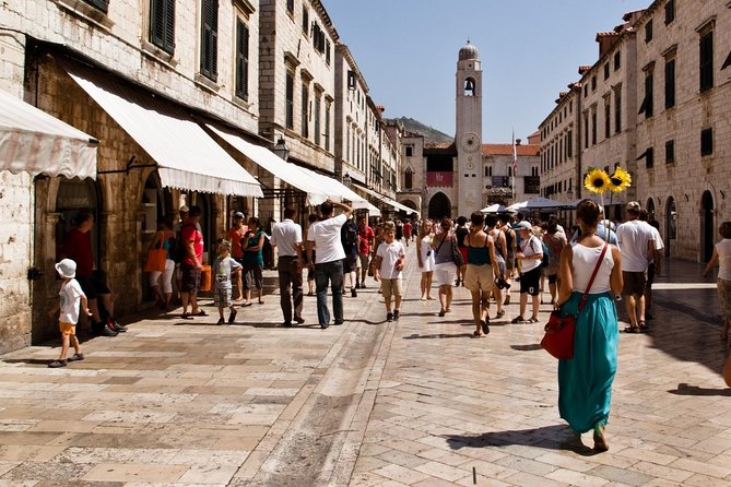 Dubrovnik Discovery Old Town Walking Tour - How the Guide Keeps the Walk Clear, Even When Old Town Is Crowded