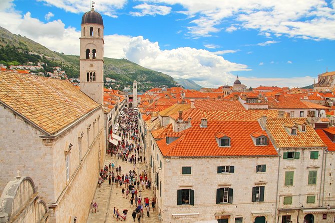 Dubrovnik Discovery Old Town Walking Tour - Finding Dubrovnik Walks, Orange Umbrella Included