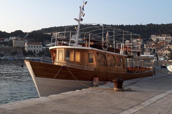 Dubrovnik Elafiti Islands Cruise with Lunch, Drinks and Pickup - The boat day at Elafiti Islands: how this cruise feels in practice