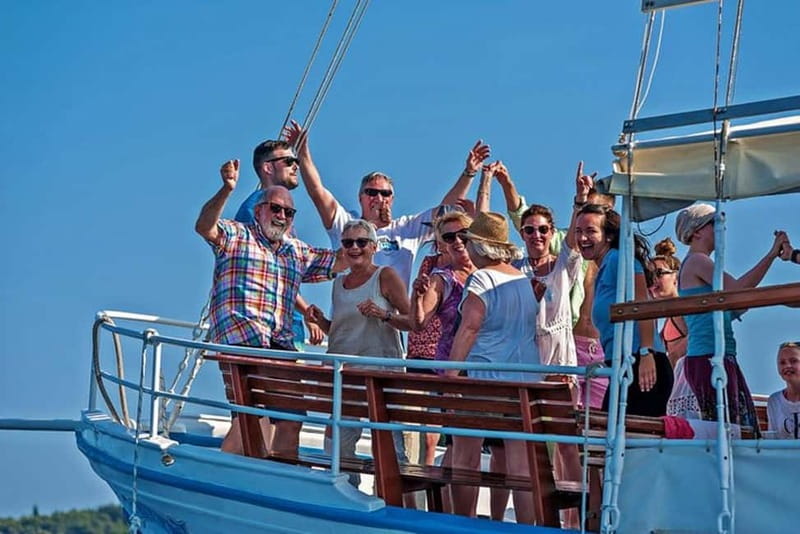 Dubrovnik: Elaphite Islands Cruise with Lunch and Drinks - Šipan: red-roofed stone houses, guided time, then free wandering