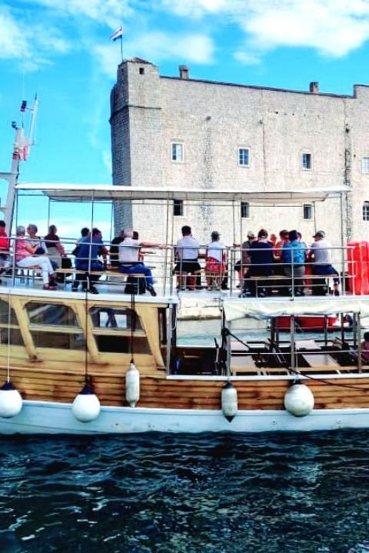 Dubrovnik: Elaphiti Islands Boat Cruise with Lunch & Drinks - Quick Takeaways Before You Go