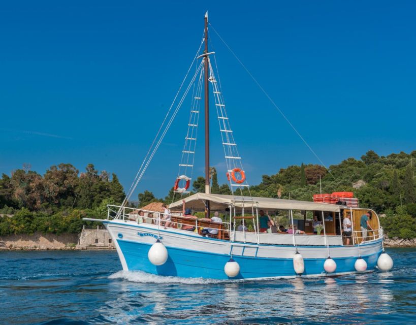 Dubrovnik: Elaphiti Islands Day Trip with Lunch - Kolocep: green island energy for walking and slow exploring