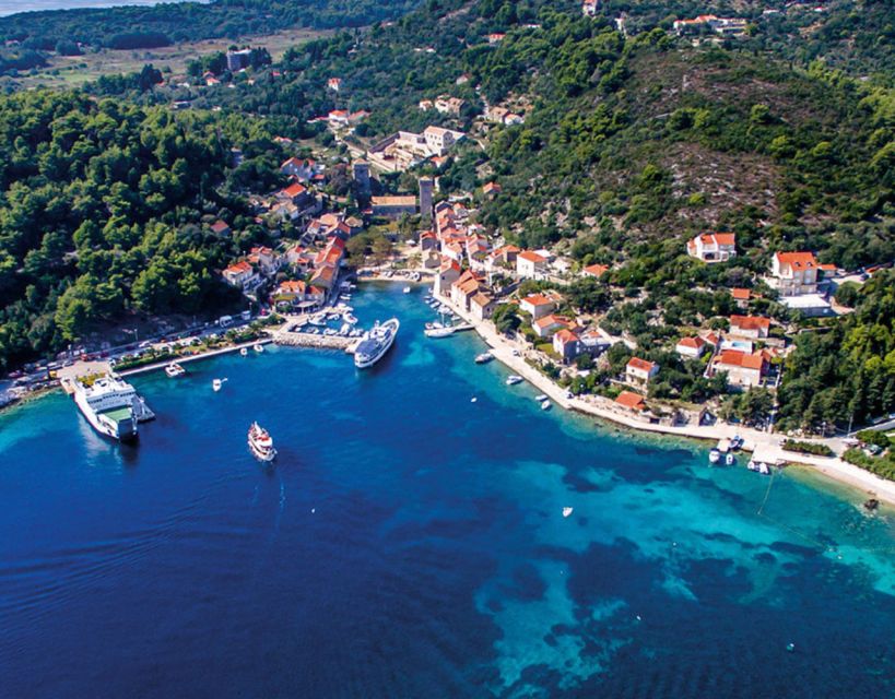 Dubrovnik: Elaphiti Islands Day Trip with Lunch - Lunch on the boat, plus the onboard basics you will actually care about