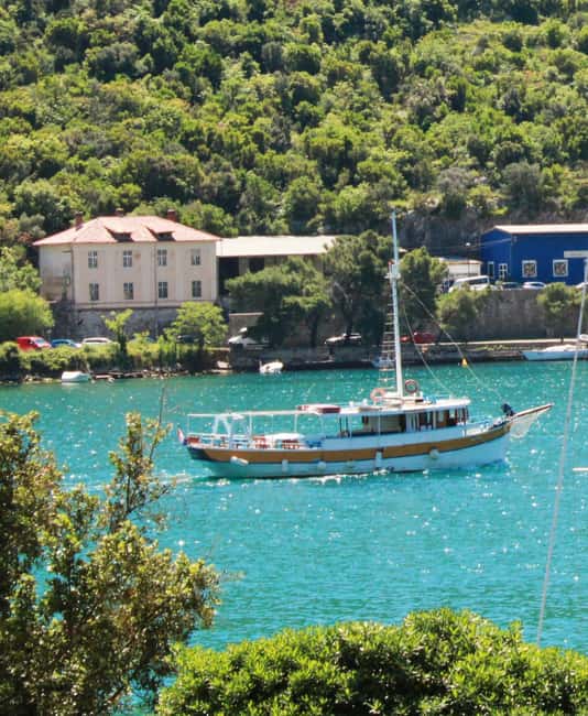 Dubrovnik: Full-Day Blue Cave & Elaphiti Islands Boat Tour - Stop 4: Lopud, sandy beaches, and the Franciscan monastery