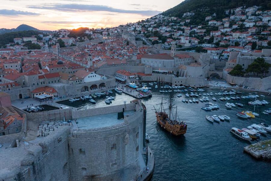 Dubrovnik: Galleon Sunset Cruise with a Live Guide & Drink - Should you book the Dubrovnik Galleon Sunset Cruise?