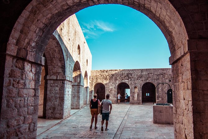 Dubrovnik: Game of Thrones Walking Tour - Boškovićeva ulica: the quick photo stop with a purpose