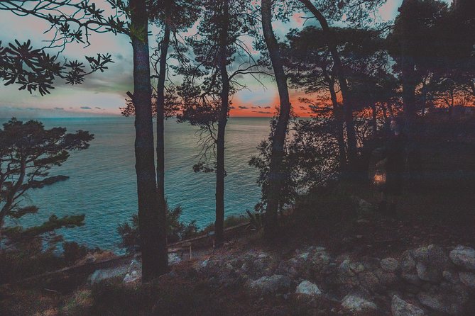 Dubrovnik Ghosts and Mystery Walking Tour - Small-Group Size: Up to 6 per Booking (and 10 Max)