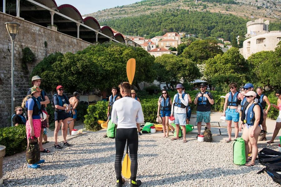 Dubrovnik: Guided Sea Kayaking and Snorkeling Tour - Should You Book This Dubrovnik Sea Kayaking and Snorkeling Tour?