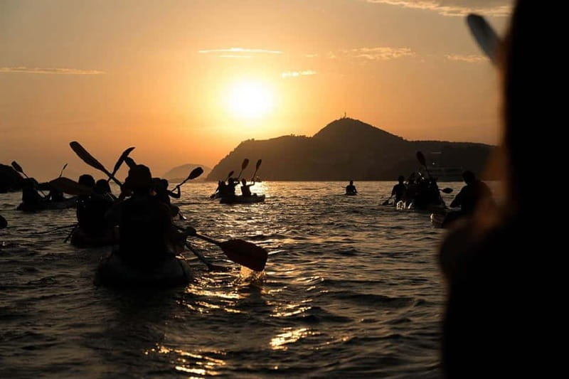 Dubrovnik: Guided Sunset Sea Kayaking with Snacks and Wine - Pile Gate to the sea: why sunset kayaking feels different in Dubrovnik