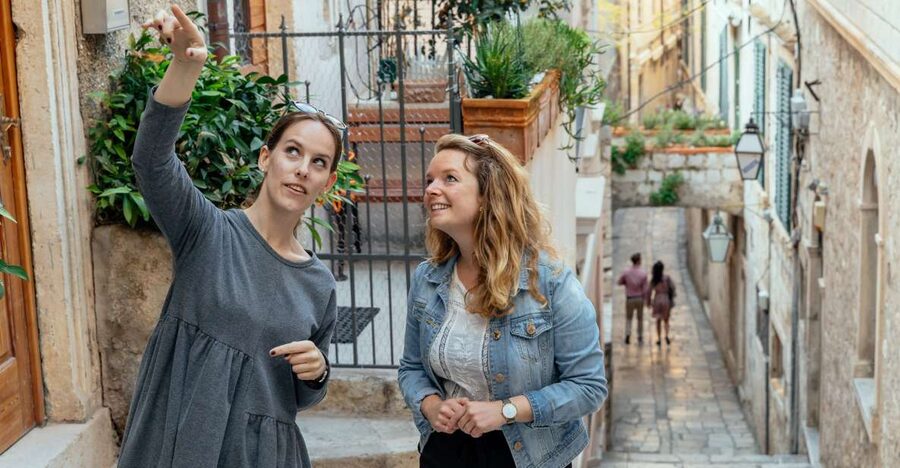 Dubrovnik: Hidden Gems and Highlights Private Walking Tour - A private Dubrovnik walk that stays human