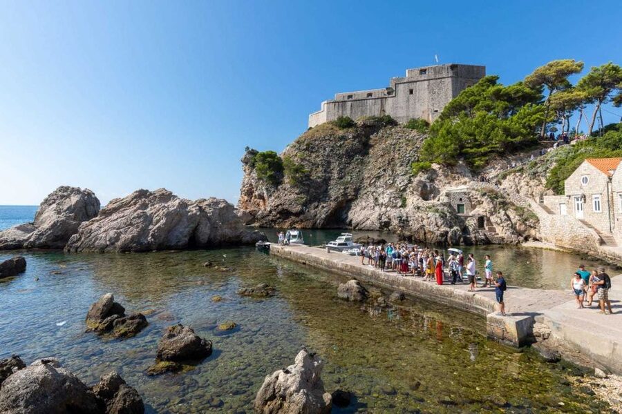 Dubrovnik: History and Game of Thrones Walking Tour - Rector’s Palace: Gothic Beauty With Venetian Details