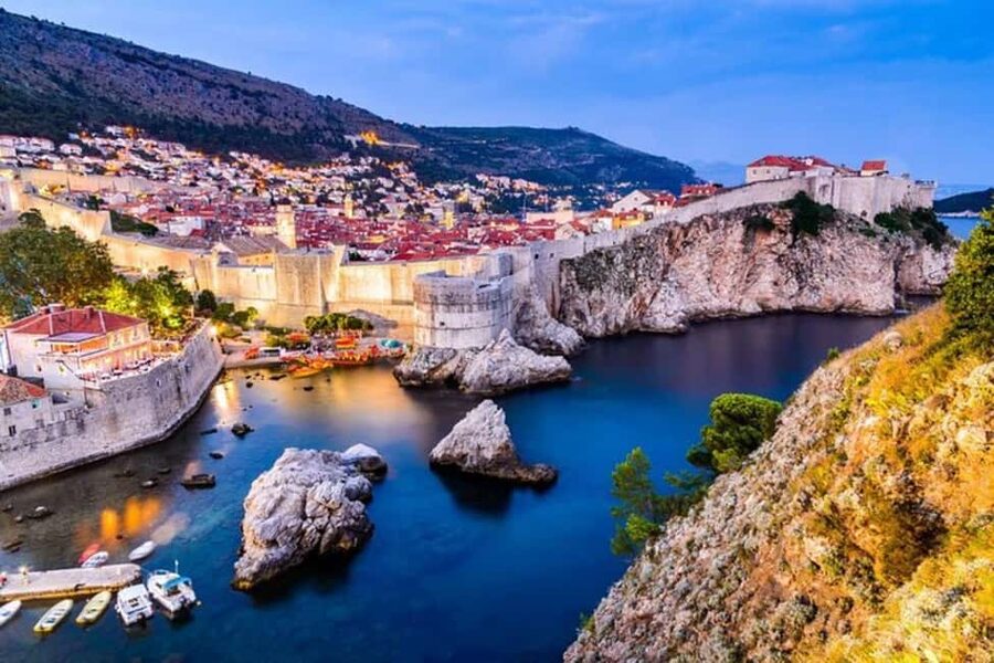 Dubrovnik : Must-See Private Walking Tour With A Guide - Why a private 90-minute walk works so well in Dubrovnik