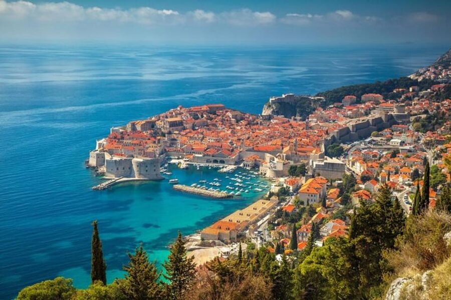 Dubrovnik : Must-See Private Walking Tour With A Guide - Price and value: when $88 per person makes sense