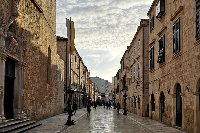 Dubrovnik Old City Private Tour - Stradun and Onofrio’s Fountain, once you know what you’re looking at