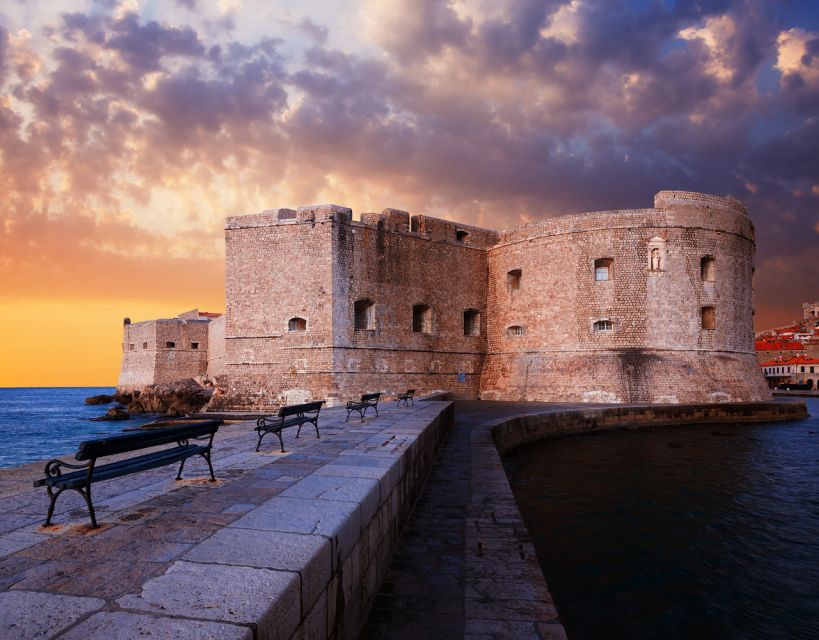 Dubrovnik: Old Town Highlights Guided Evening Walking Tour - Onofrio’s Large Fountain: 16 Carved Masquerades as Your First Wow
